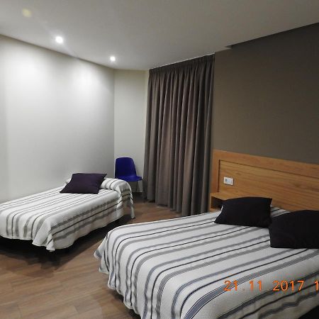 Pension Casa Maruja ปอนเตเบดรา ภายนอก รูปภาพ